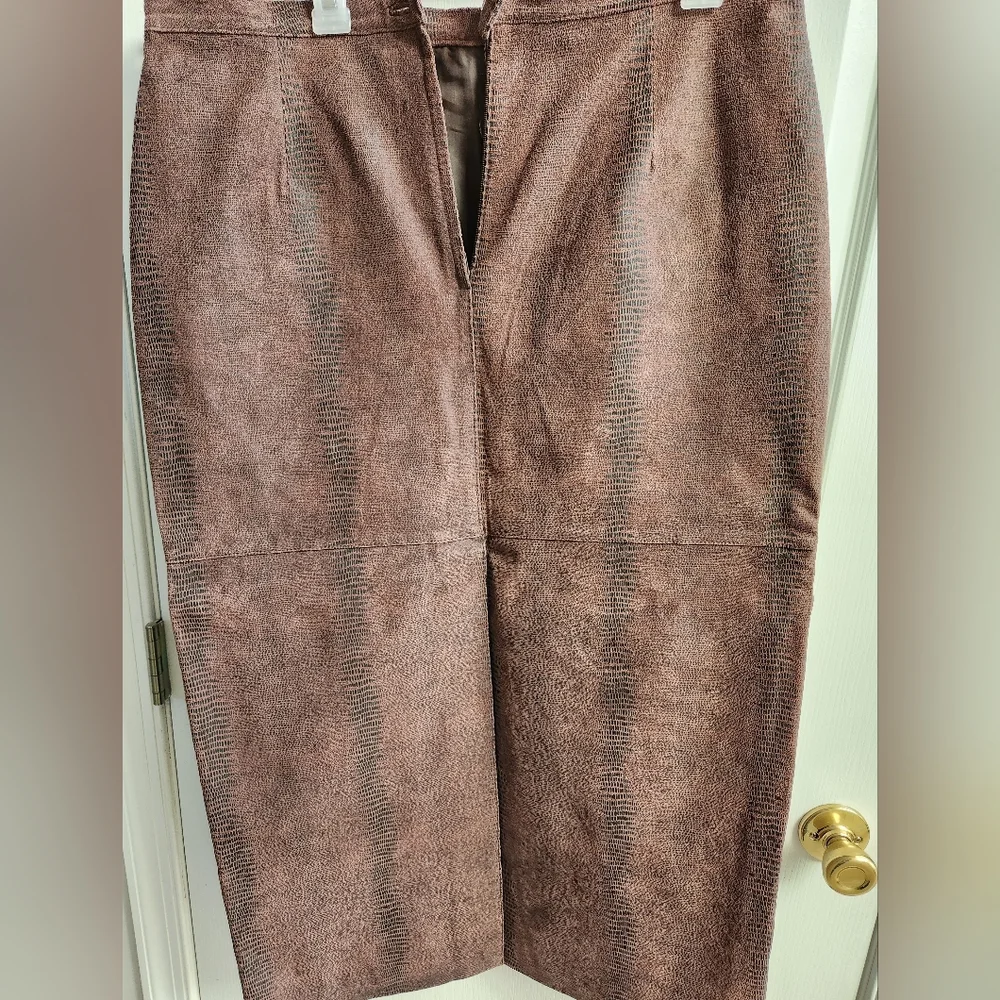 COPY - Snakeskin look leather skirt w slit size 18 - Picture 1 of 10